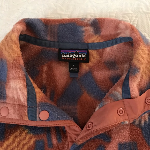 Patagonia Lightweight Synchilla Snap-T in Canyon Block (pattern discontinued) - Picture 3 of 7